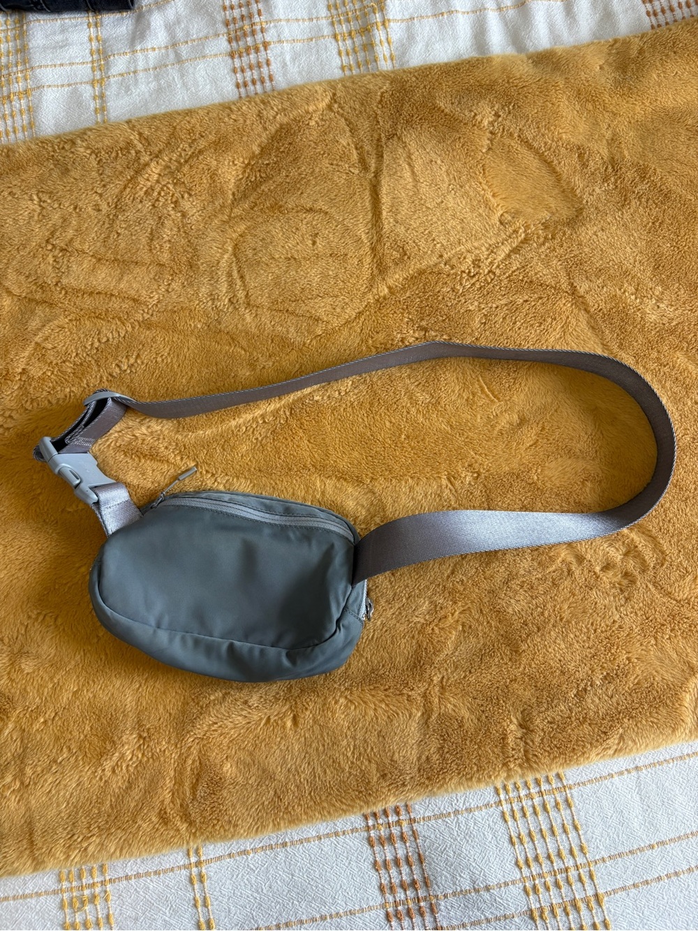 Lululemon Belt Bag - Picture 2 of 2